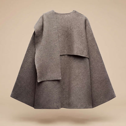 Manteau cape asymétrique