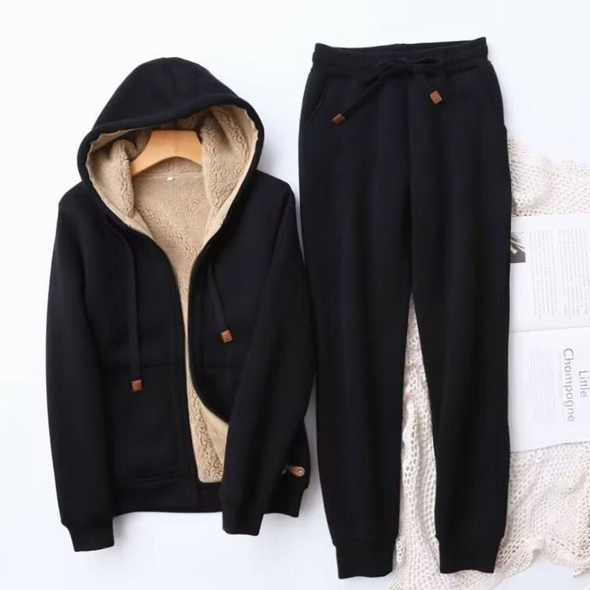 Ensemble sweat à capuche et jogging sherpa femme 4
