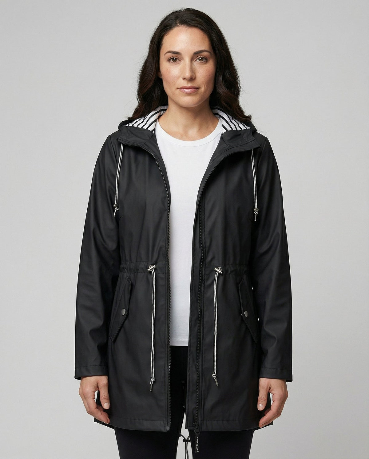Imperméable à capuche doublure rayée, coloris noir, vue de face
