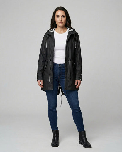 Imperméable à capuche doublure rayée, coloris noir, vue en pied