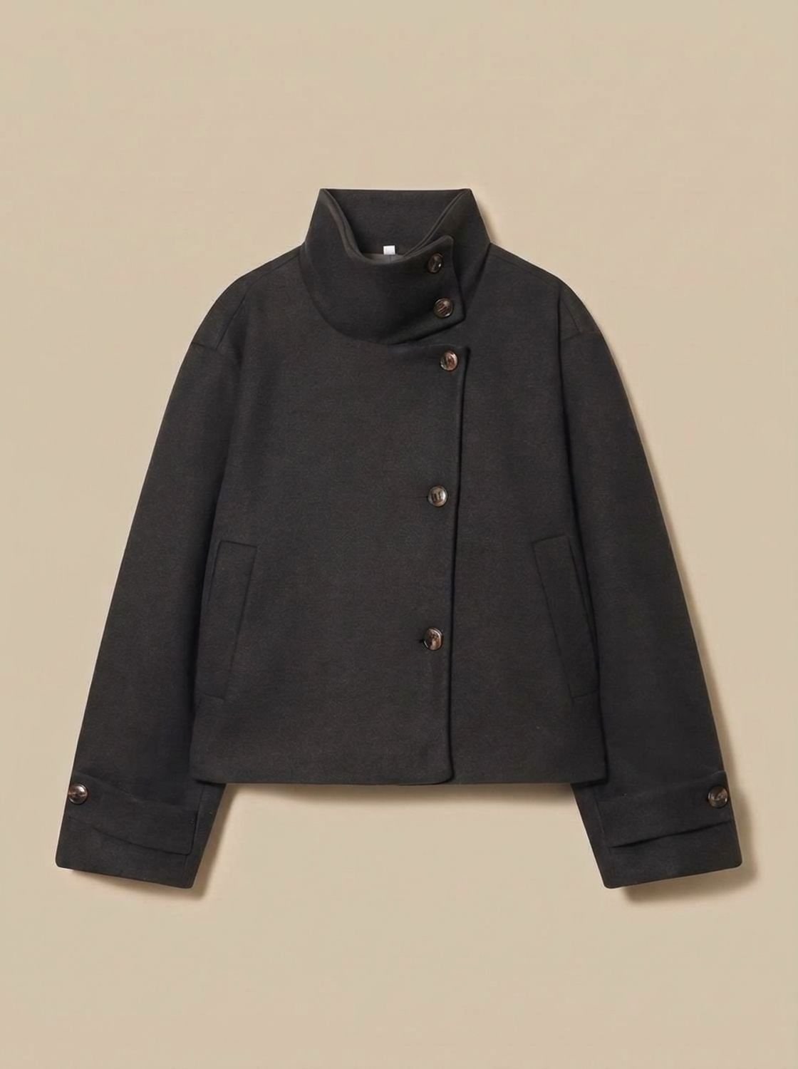 Manteau court femme effet laine avec col montant et boutonnage 5