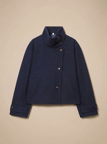 Manteau court femme effet laine avec col montant et boutonnage 6