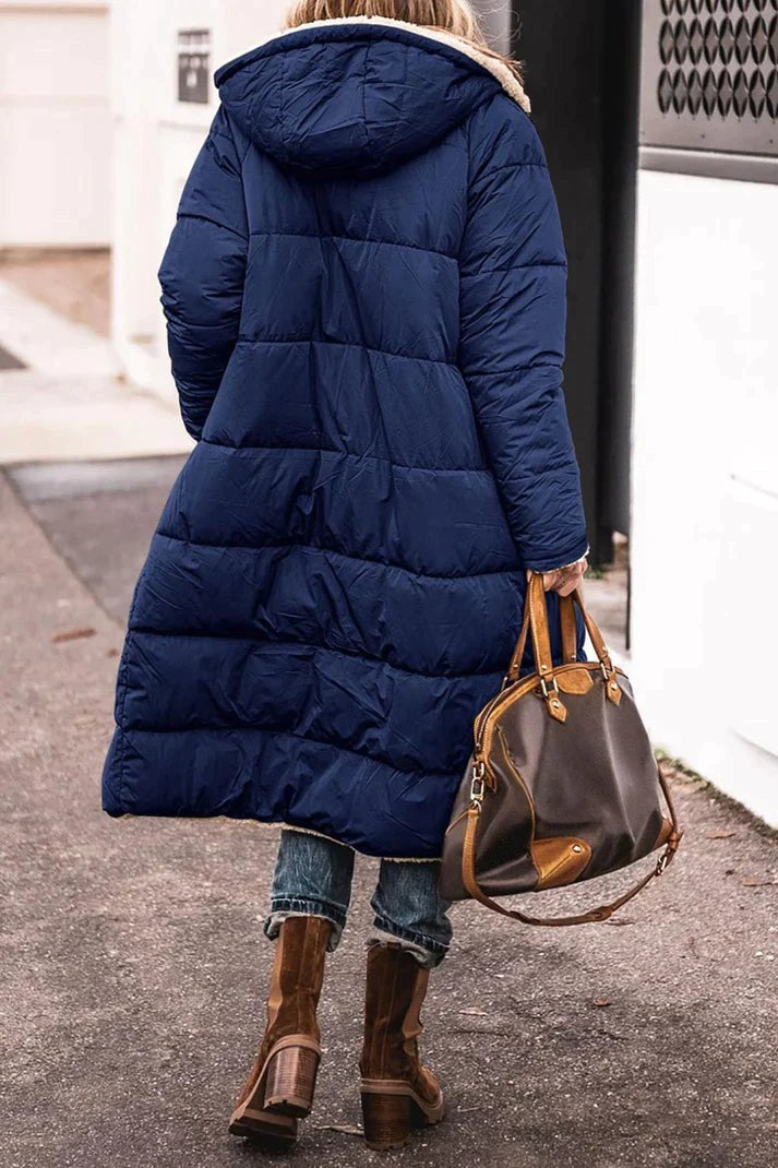 Manteau long réversible doublé teddy, coloris bleu marine, vue de dos