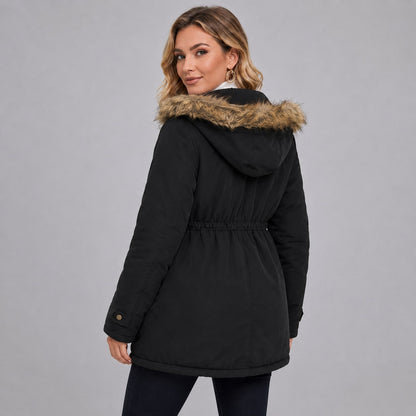 Parka femme mi-longue noire vue de dos 2