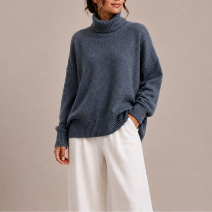 Emma pull femme col roulé en maille oversize bleu marine