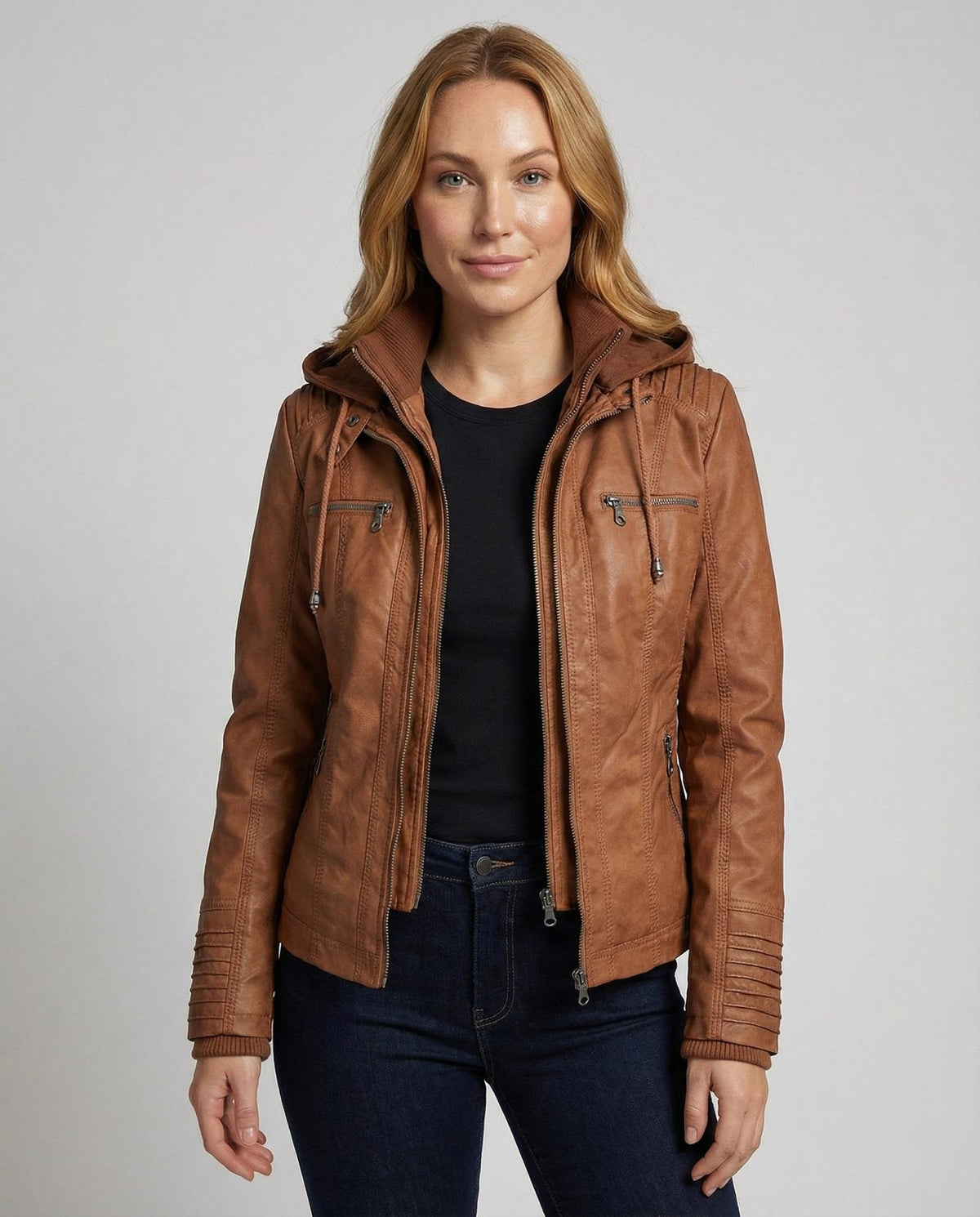 Veste effet cuir à capuche amovible, coloris cognac, vue de face