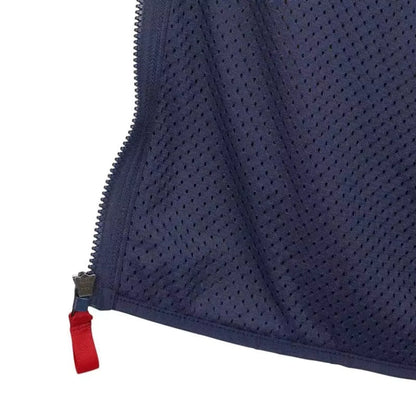 Détail de la doublure et du zip