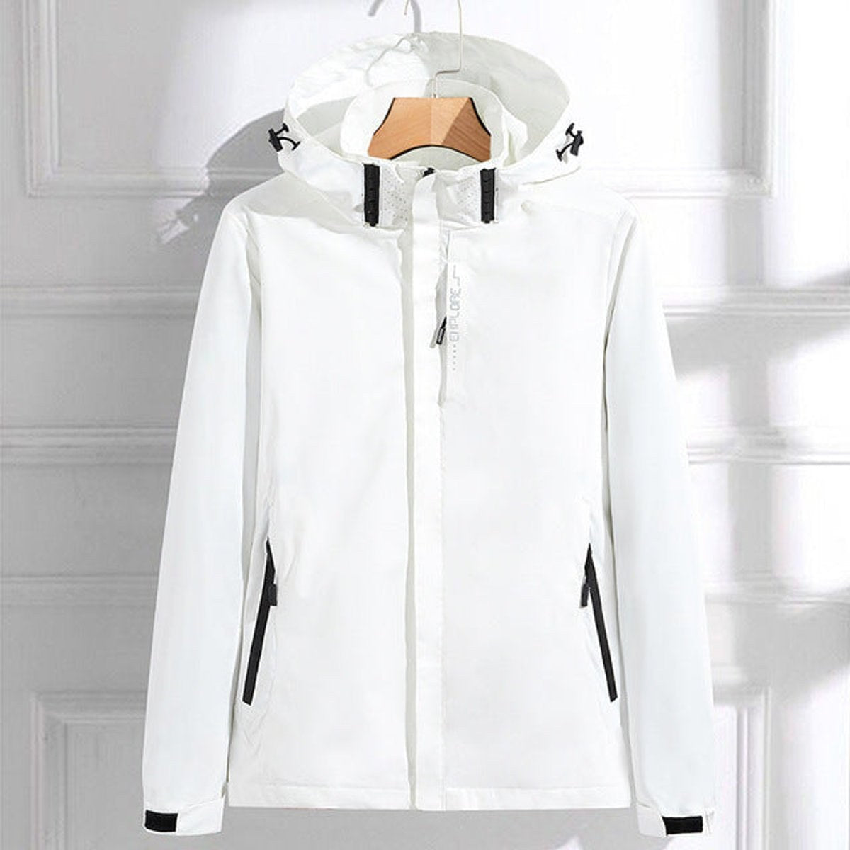 Veste imperméable à capuche amovible, coloris blanc